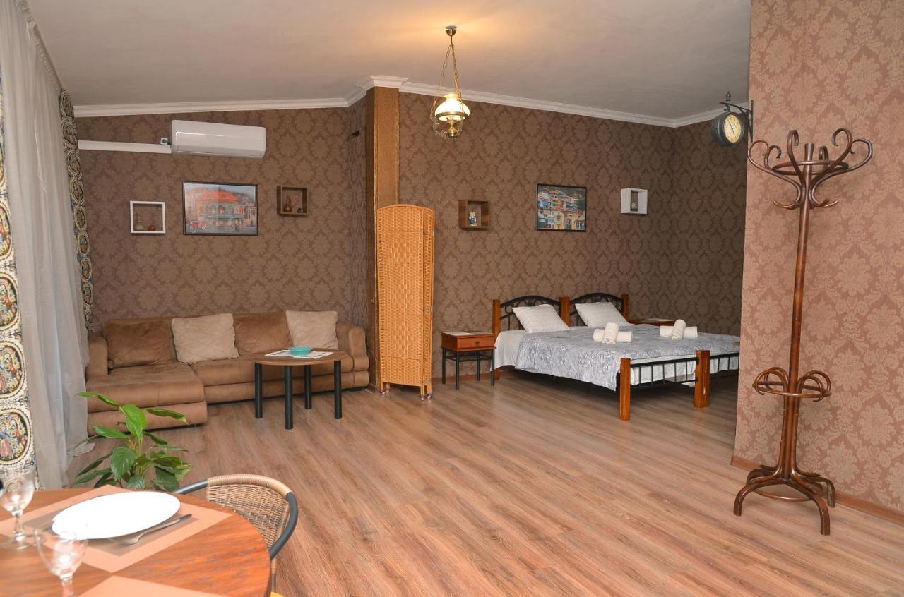 Natia'S Apartment On Dadiani St. Tiflis Exterior foto