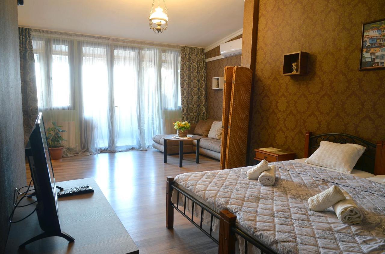 Natia'S Apartment On Dadiani St. Tiflis Exterior foto