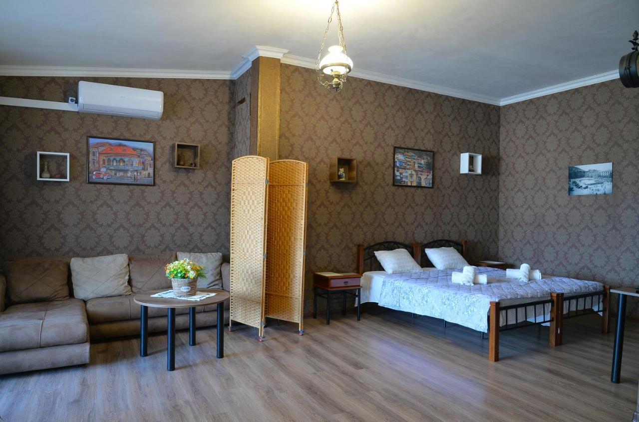 Natia'S Apartment On Dadiani St. Tiflis Exterior foto