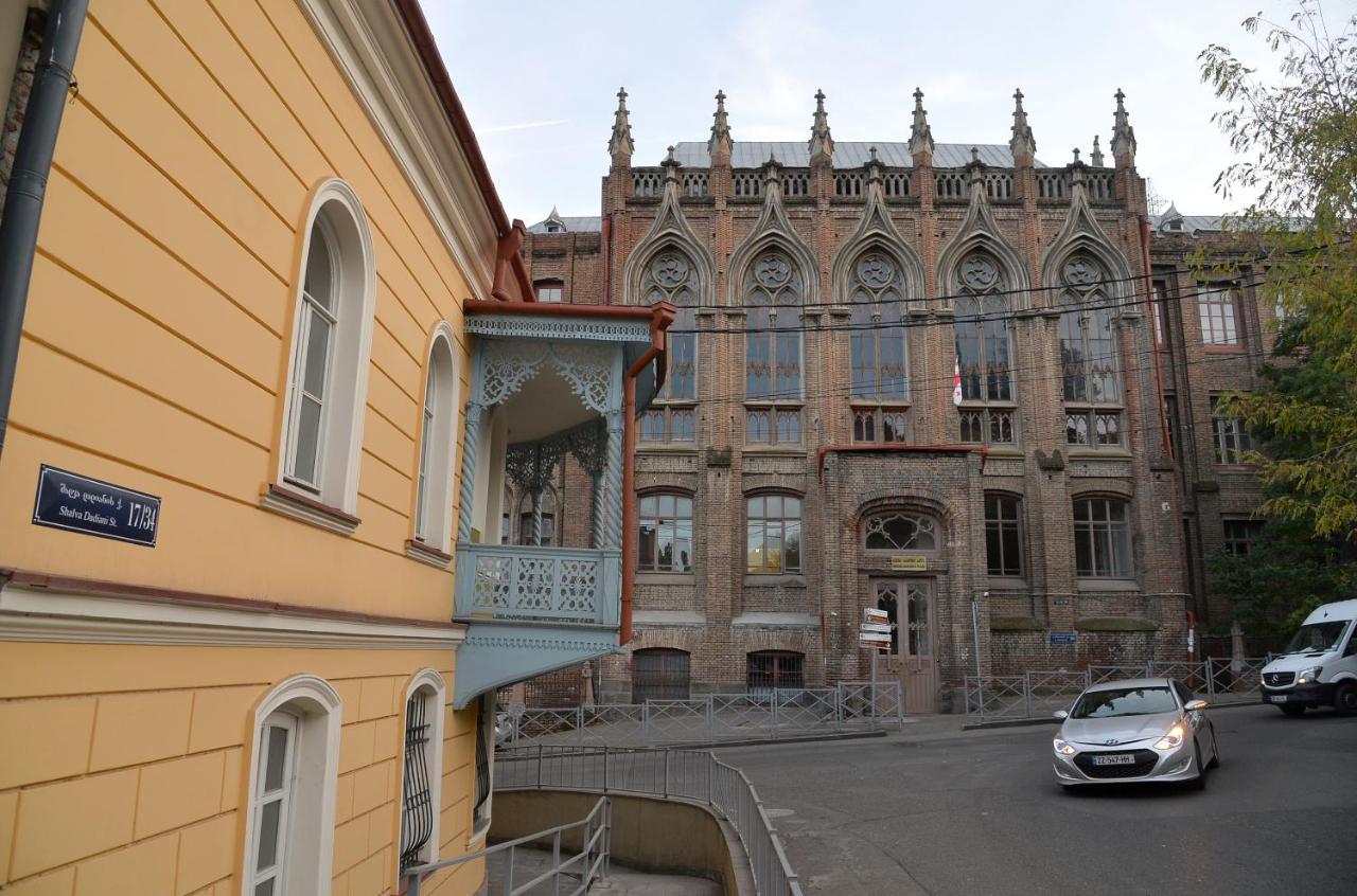 Natia'S Apartment On Dadiani St. Tiflis Exterior foto